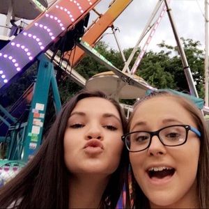 Meet your Posher, Kylee